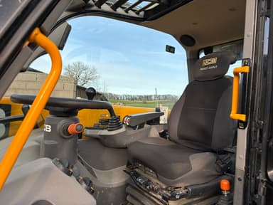 Telescopique JCB 538-60 AGRI SUPER DTVT - photo 5
