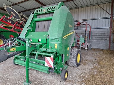 Presse balles rondes JOHN DEERE V 461 M - photo 2