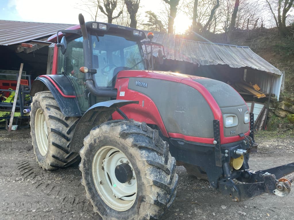 Tracteur VALTRA T 121 CLASSIC - photo principale