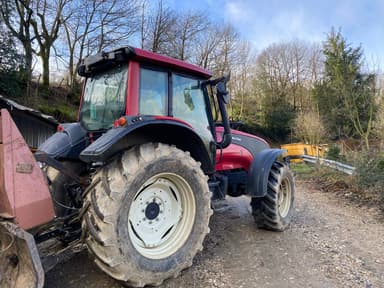 Tracteur VALTRA T 121 CLASSIC - photo 3