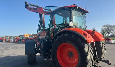 Tracteur chargeur KUBOTA M6121 - photo 3