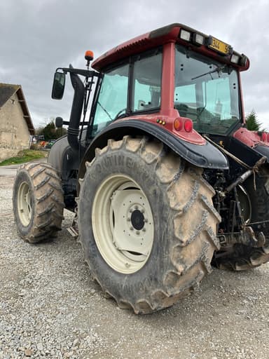 Tracteur chargeur VALTRA M130 - photo 3