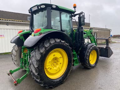 Tracteur chargeur JOHN DEERE 6110M - photo 3