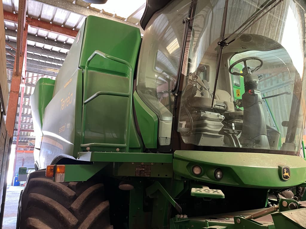 Moissonneuse JOHN DEERE S670 - photo principale