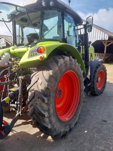 Tracteur chargeur CLAAS ARION 430 - photo 3