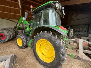 Tracteur JOHN DEERE 5100M - photo 2