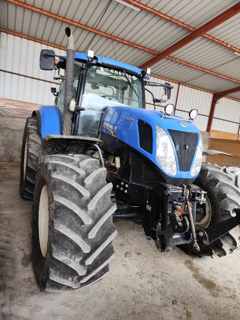 Tracteur NEW HOLLAND T 7.270 ac - photo principale