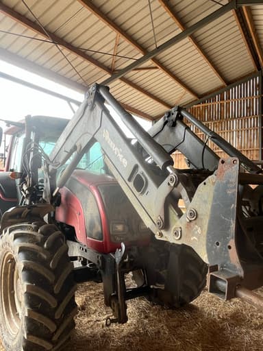 Tracteur chargeur VALTRA N101 - photo 2