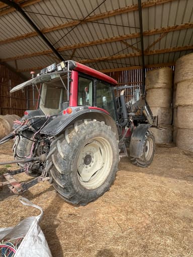 Tracteur chargeur VALTRA N101 - photo 3
