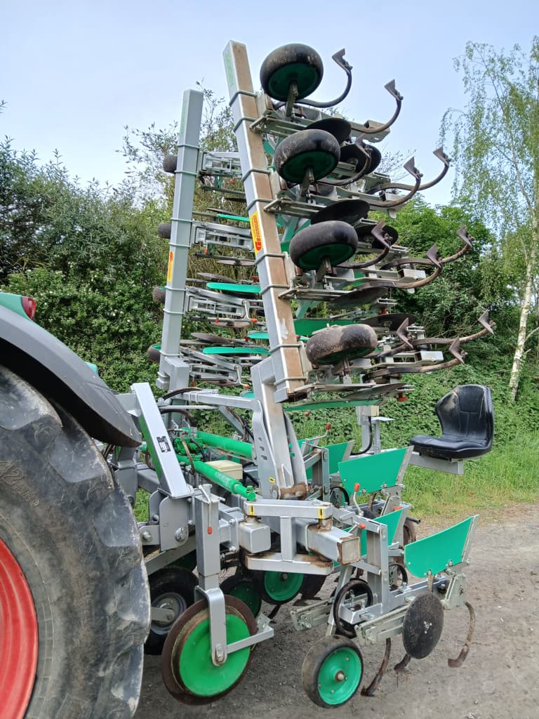 69f36059fd204db7dc0b7fec