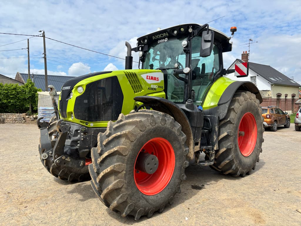 Tracteur CLAAS AXION 830 CMATIC - photo principale