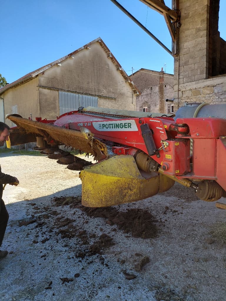 Faucheuse conditionneuse POTTINGER Novacat 352 ED - photo principale