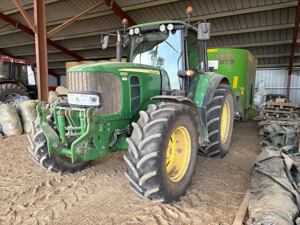 Tracteur JOHN DEERE 6830 PREMIUM - photo principale