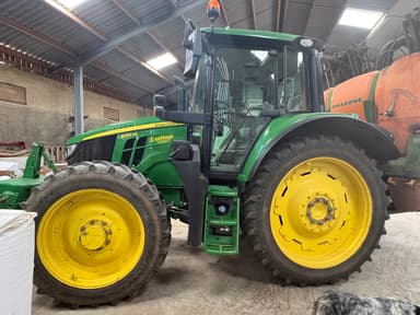 Tracteur JOHN DEERE 6120M - photo 2