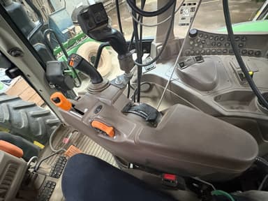 Tracteur JOHN DEERE 6120M - photo 3