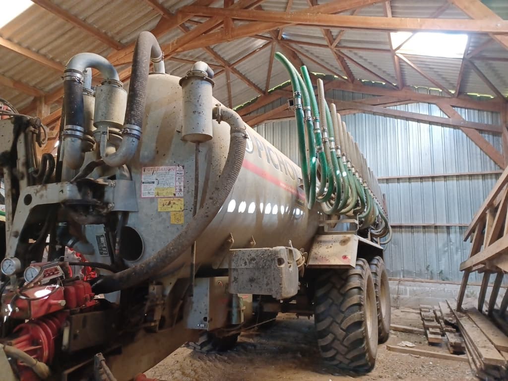 Tonne a lisier PICHON TCI 15700 - photo principale