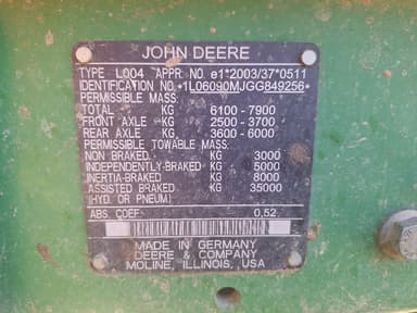 Tracteur chargeur JOHN DEERE 6090RC - photo 2