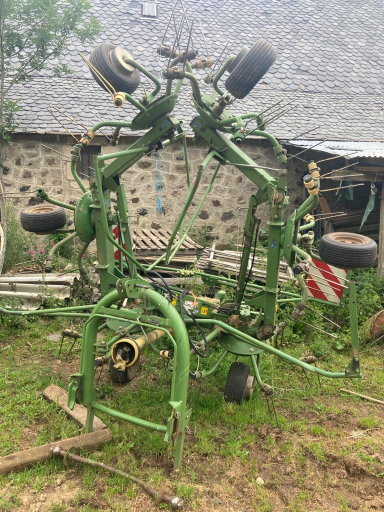 Faneuse KRONE KW 6.70 - photo principale