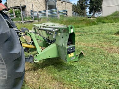 Faucheuse conditionneuse KRONE R 320 cv - photo 3
