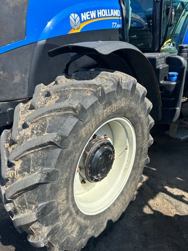 Tracteur NEW HOLLAND T7.200 - photo 5