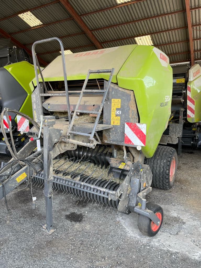 Presse balles rondes CLAAS ROLLANT 520 RF - photo principale