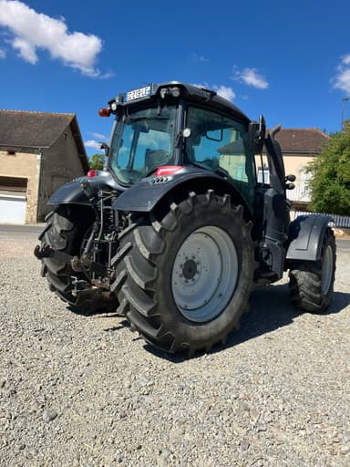 Tracteur VALTRA N174 Direct - photo 3