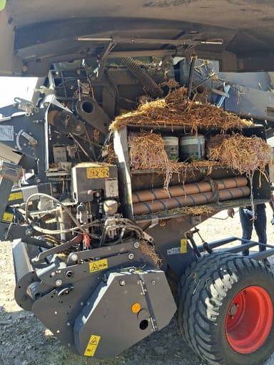Presse balles rondes CLAAS VARIANT 465 RC - photo 4