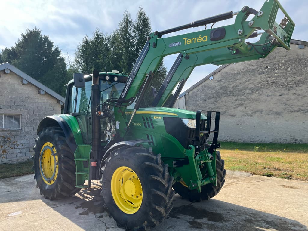 Tracteur chargeur JOHN DEERE 6150M - photo principale