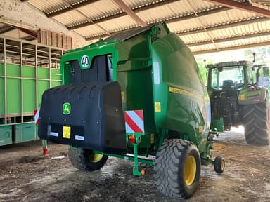 Presse balles rondes JOHN DEERE V461m - photo 3