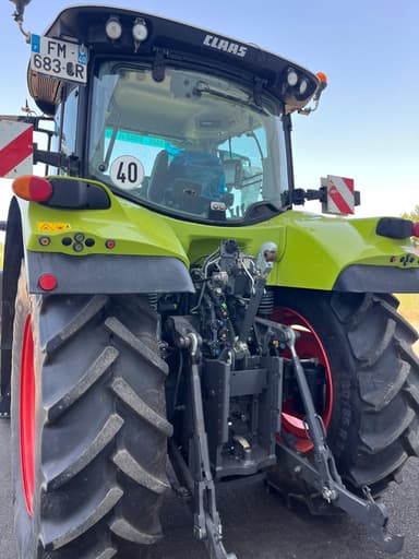 Tracteur CLAAS ARION 510  - photo 3