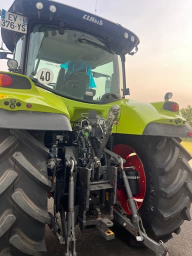 Tracteur CLAAS Arion 610 cis - photo 3