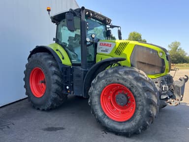 Tracteur CLAAS AXION 810 CMATIC - photo 2