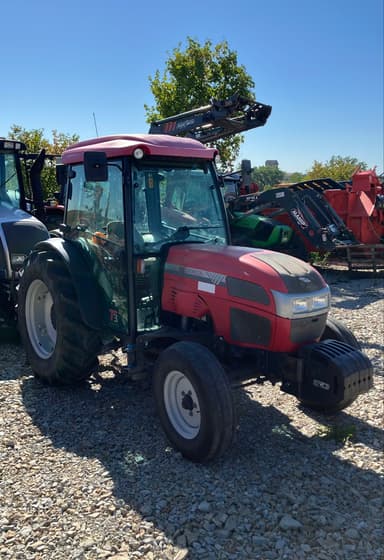 Tracteur MC CORMICK F80 - photo 2