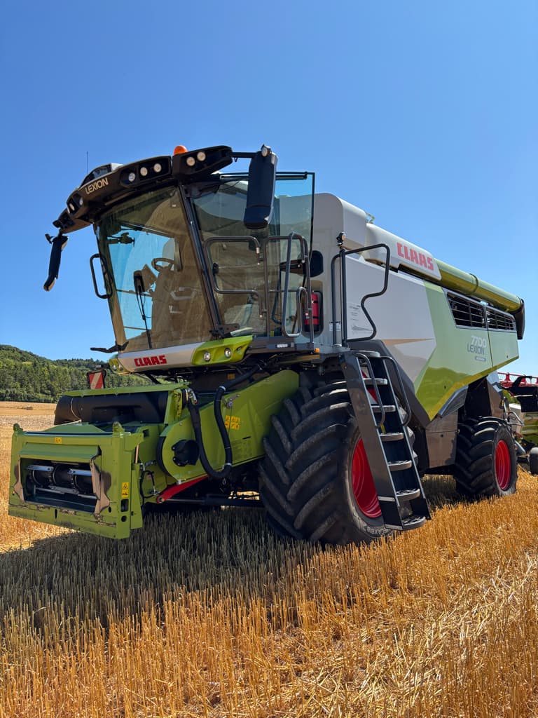 Moissonneuse CLAAS LEXION 7700 MONTANA - photo principale