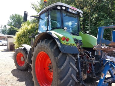 Tracteur CLAAS AXION 810 - photo 4