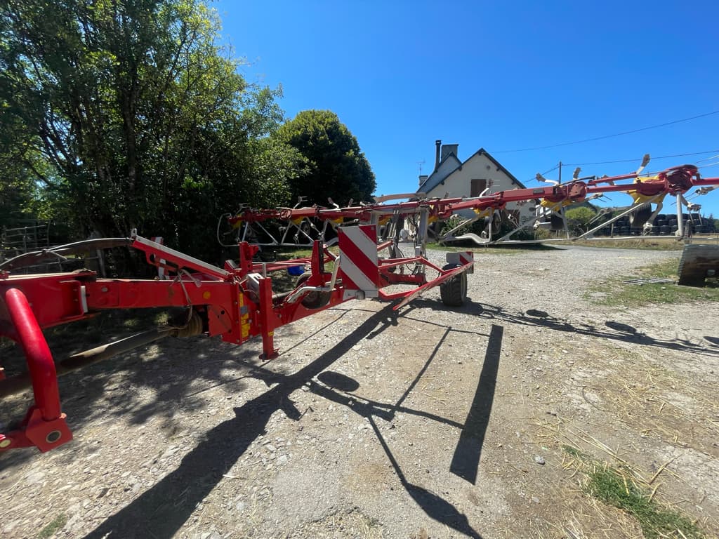 Faneuse POTTINGER Hit 10.11t - photo principale