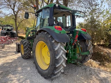 Tracteur chargeur JOHN DEERE 6230 STD - photo 4