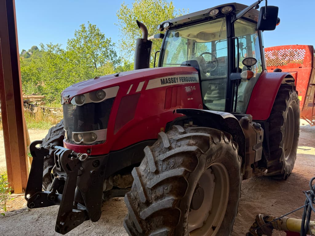 Tracteur MASSEY FERGUSON 7614 DYNA-4 ESSENTIAL - photo principale