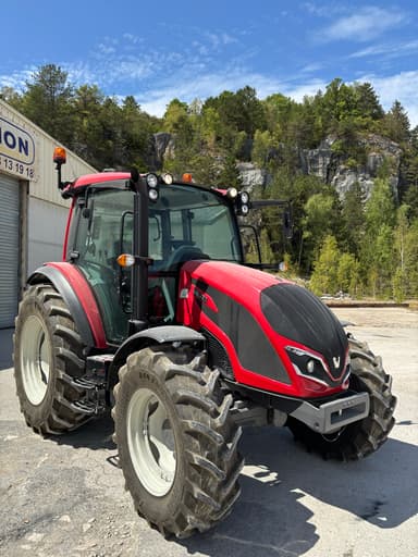 Tracteur VALTRA A85 - photo 2