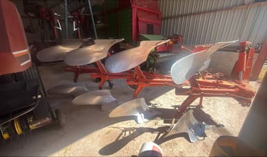 Charrue KUHN Vari master102 - photo 3