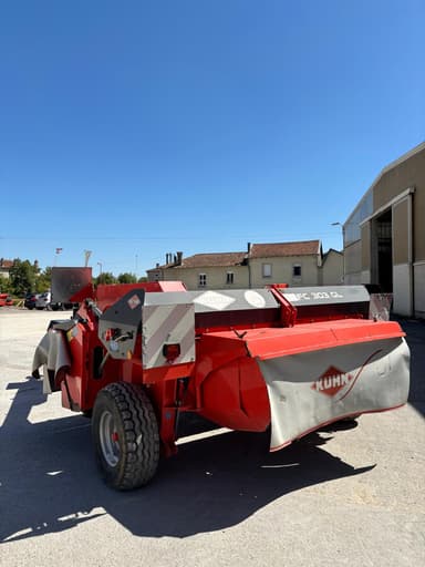 Faucheuse conditionneuse KUHN FC 303 GL - photo 4