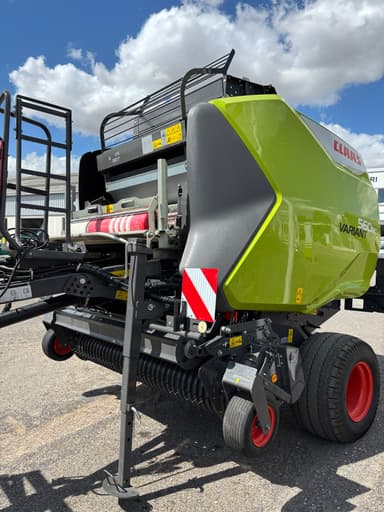 Presse balles rondes CLAAS VARIANT 560 RC - photo 2