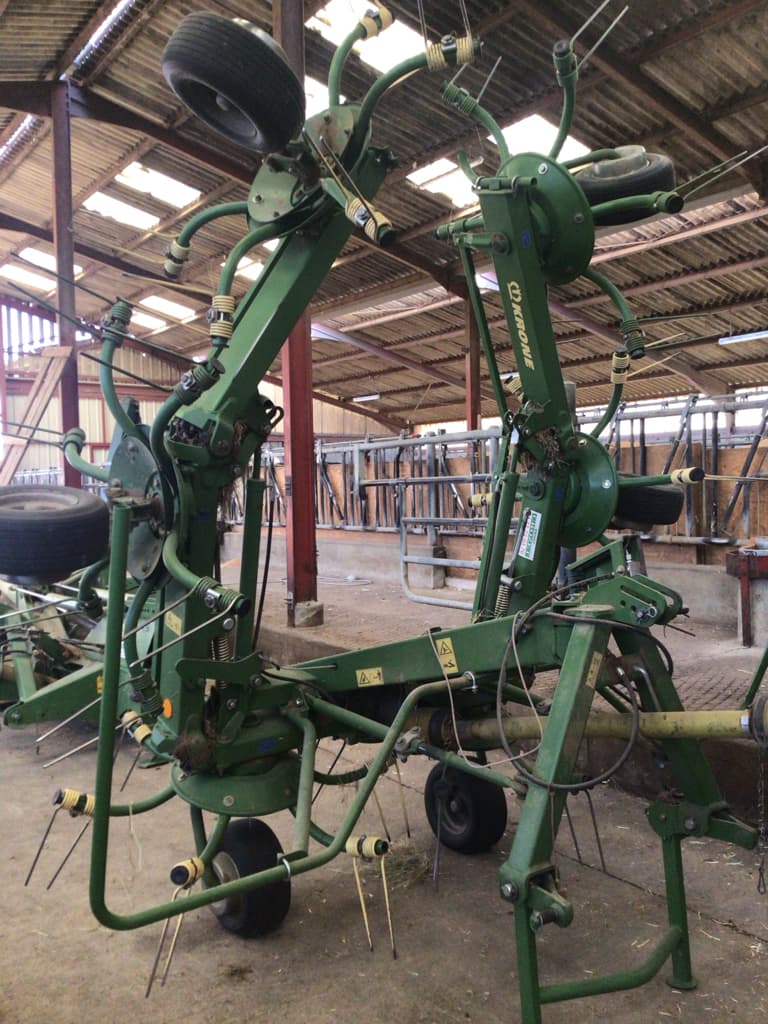 Faneuse KRONE KW 6.72. 6/6 - photo principale