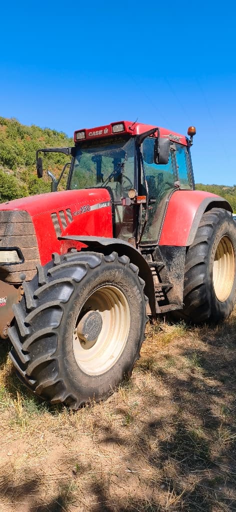 Tracteur CASE IH CVX 150 - photo principale
