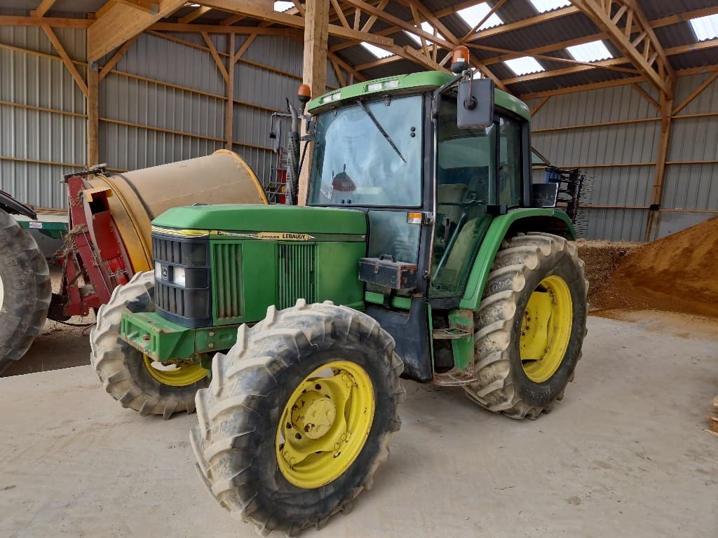 Tracteur JOHN DEERE 6300 - photo principale