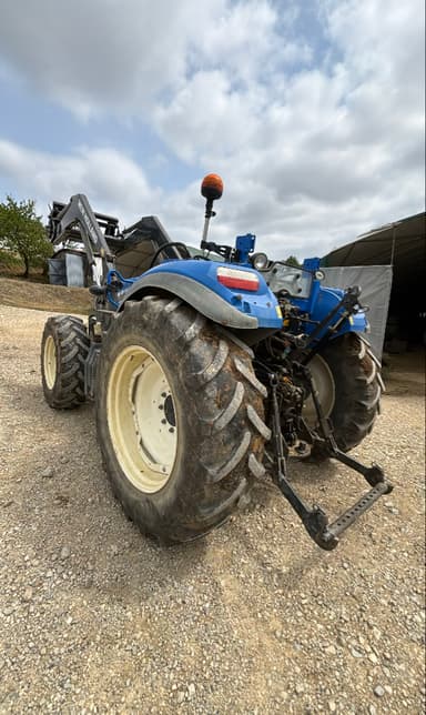 Tracteur chargeur NEW HOLLAND T5.95 dual Cmd arceau - photo 4