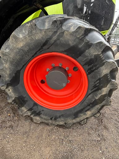 Tracteur CLAAS AXION 850 - photo 4