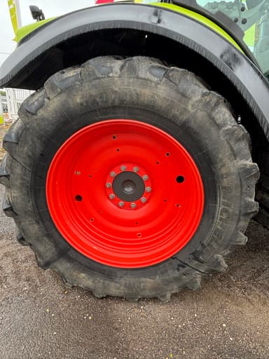 Tracteur CLAAS AXION 850 - photo 5