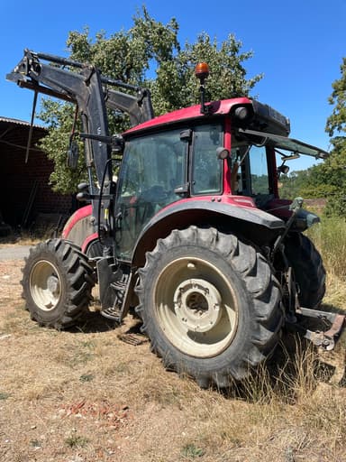 Tracteur VALTRA A 75 - photo 2
