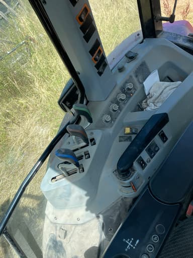 Tracteur VALTRA A 75 - photo 5